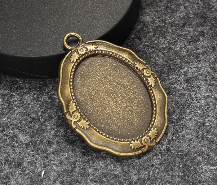 20pcs 18 x 25mm Antique Bronze Cabochon Pendant Base, Oval pendant setting (3010323)