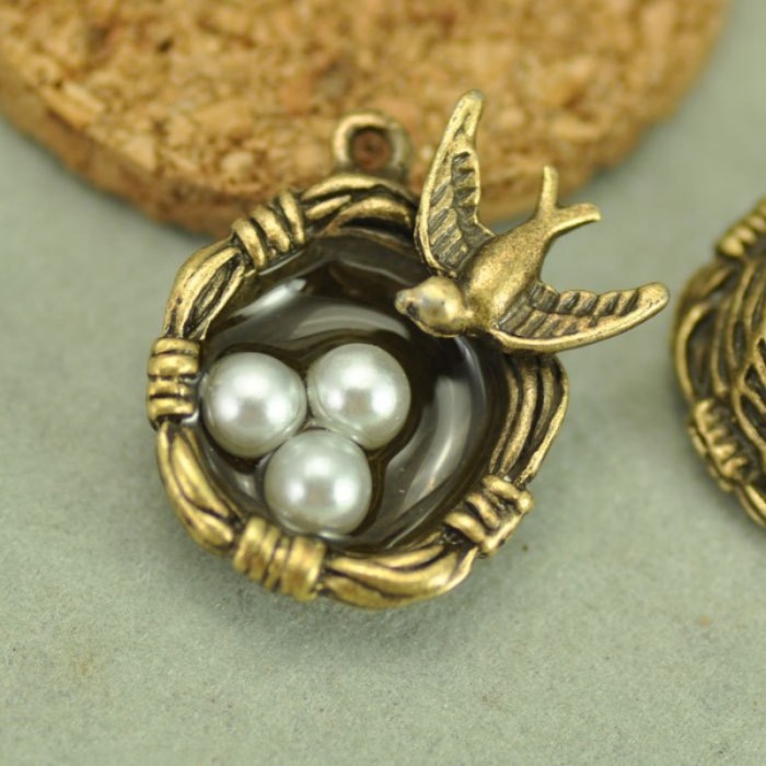 2pcs Antique Bronze Bird Nest with 3 Pearl Like Beads Charms Pendants Findings (#3010066)