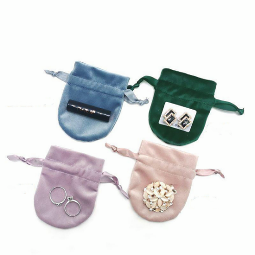 soft velvet bag with Drawstring|Velvet Jewelry Pouch| Gift Bag Jewelry Pouches for Lipsticks Earrings Necklace Rings.can customize logo