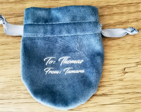 soft velvet bag with Drawstring|Velvet Jewelry Pouch| Gift Bag Jewelry Pouches for Lipsticks Earrings Necklace Rings.can customize logo