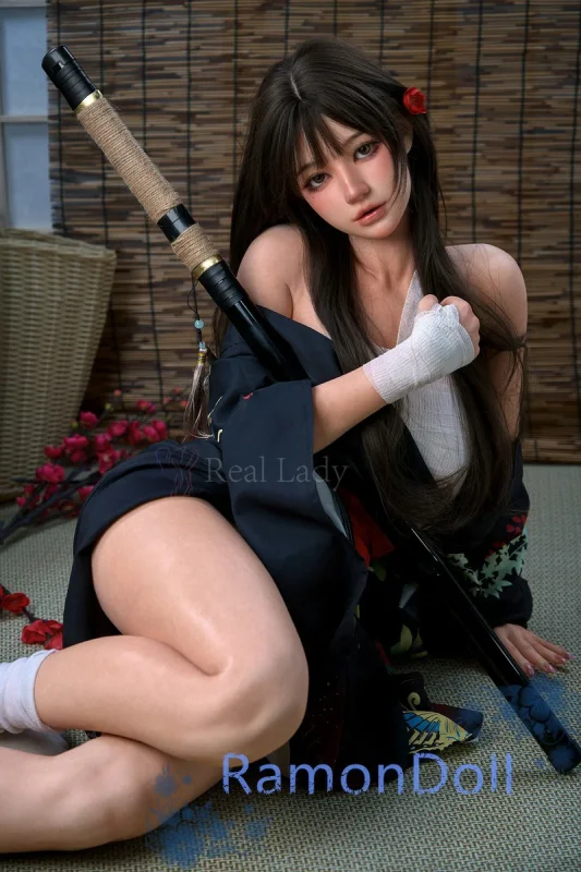 Real Lady 150cm Eカップ T4ヘッド 高級シリコン製ラブドール 超擬真テクスチャー