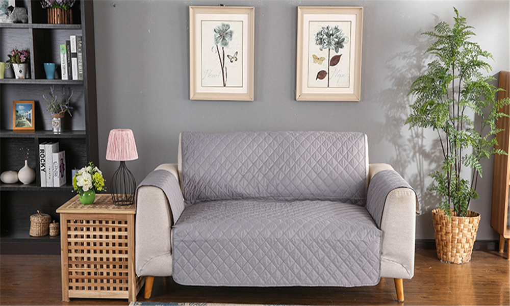 £ 35.00 Waterproof Quilted Sofa Covers