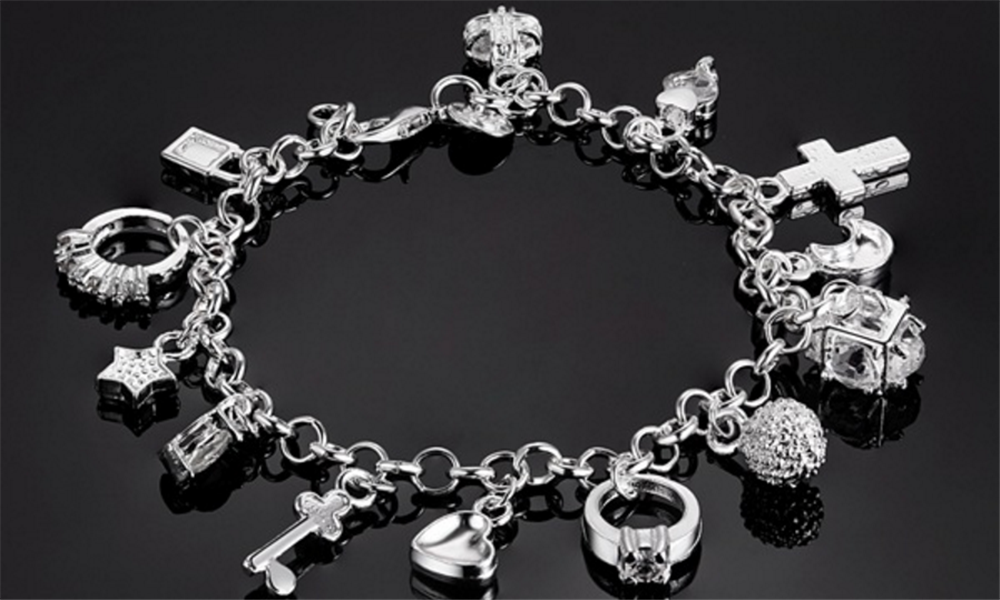 £ 19.00 - Lucky Charm Bracelet - www.i-nod.com
