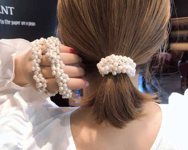 Pearl Hair Scrunchies