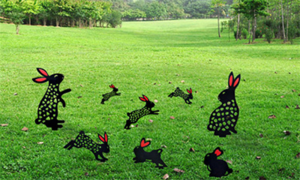 Rabbit Yard Art Decoration