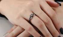  Fashion Cross Heart Ring