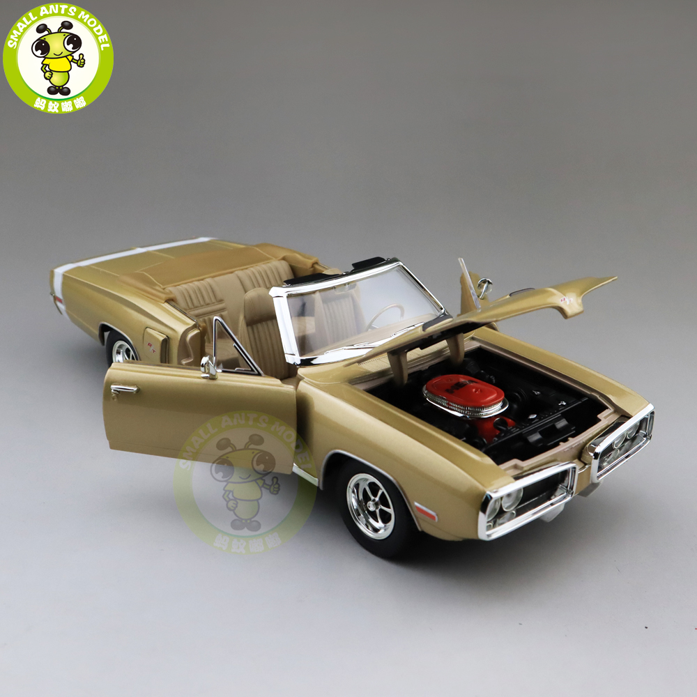 1/18 1970 DODGE CORONET R/T Road Signature Diecast Model Car