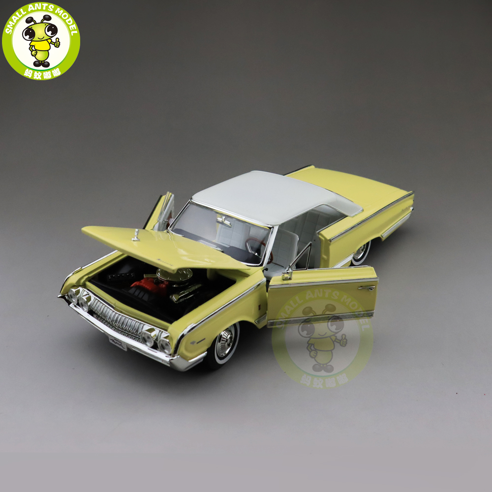 1/18 1964 MERCURY MARAUDER Road Signature Diecast Model Car