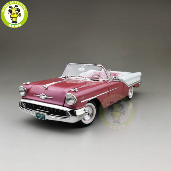 1/18 1957 OLDS MOBILE Super 88 Road Signature Diecast Model Car Toys Boys Girls Gift