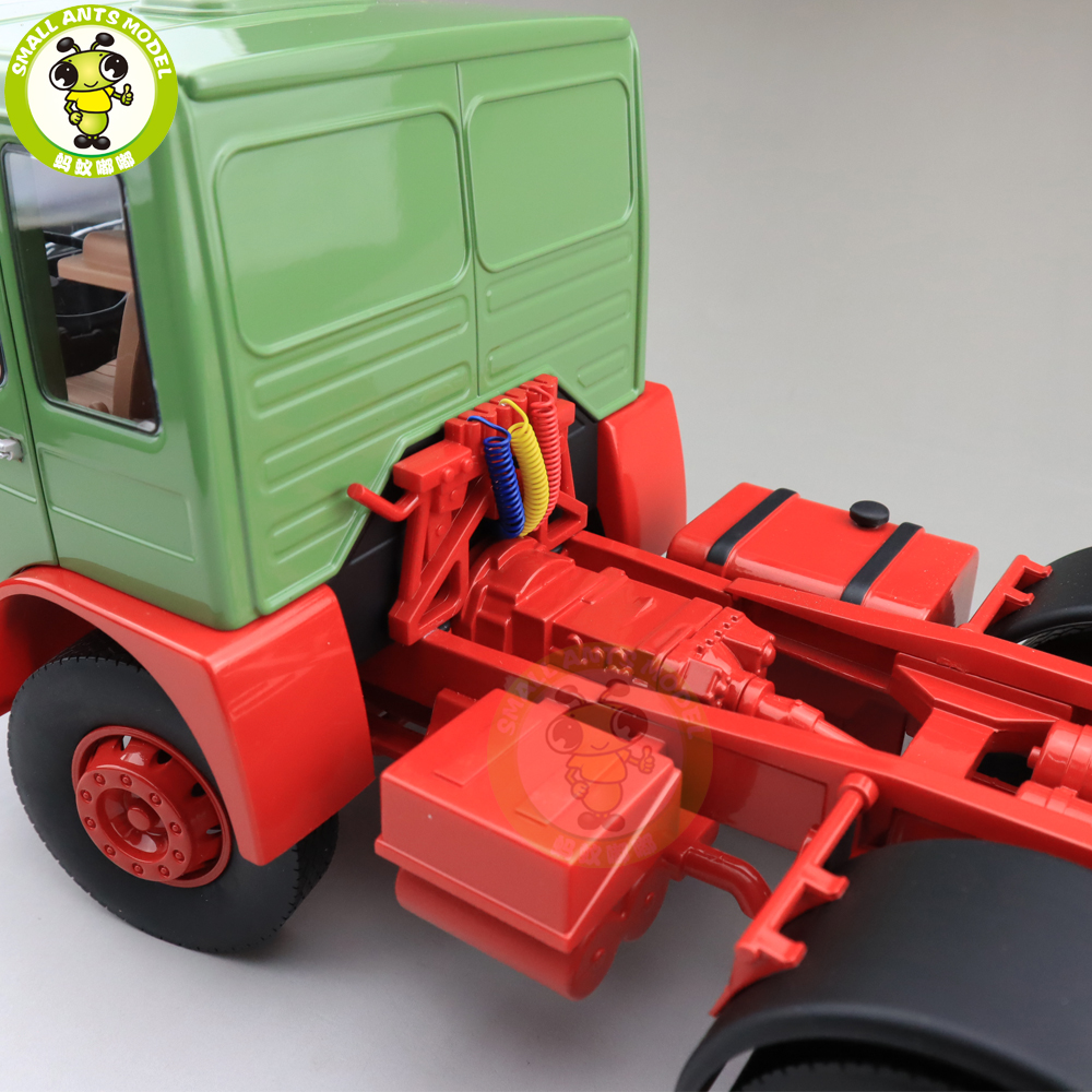 1/18 KK SCALE Man 16304 F7 Tractor Truck 1972 ROAD-KINGS 1/18 KK SCALE Man 16304 F7 Tractor Truck 1972 ROAD-KINGS