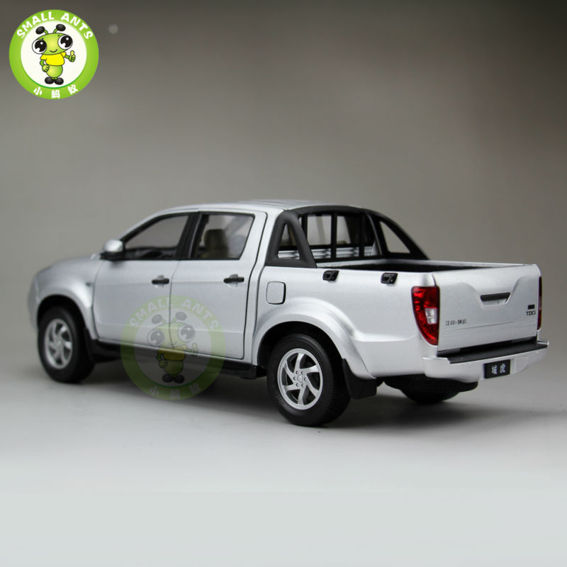 1 18 2024 scale pickup trucks