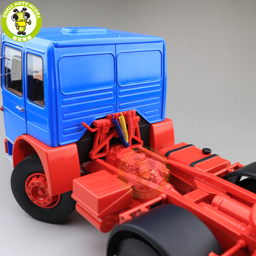 1/18 KK SCALE Man 16304 F7 Tractor Truck 1972 ROAD-KINGS 1/18 KK SCALE Man 16304 F7 Tractor Truck 1972 ROAD-KINGS