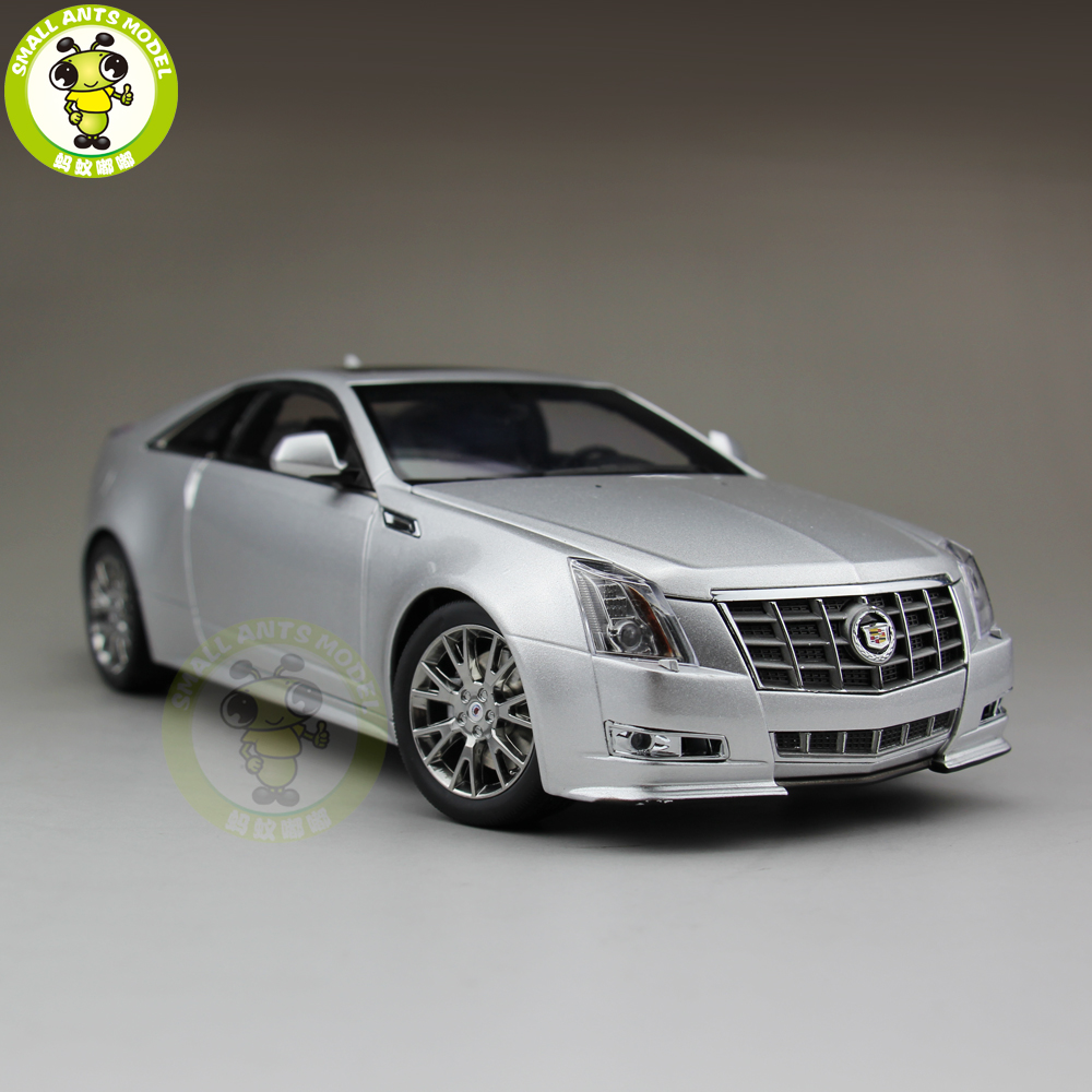 Cadillac CTS-V シルバー ミニカー　1/18 箱無　アメ車 Cadillac CTS-V シルバー ミニカー 1/18 箱無 アメ車 - メルカリ