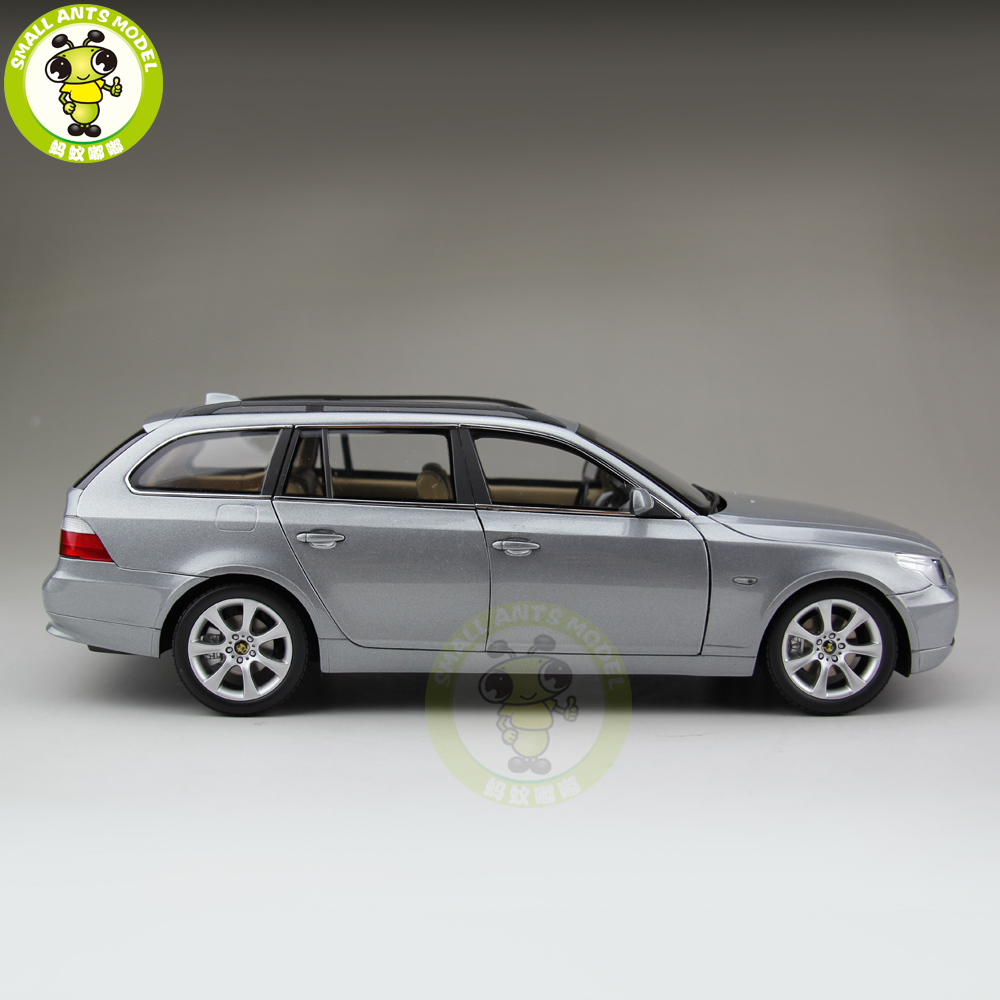 1/18 Kyosho BMW 5er E61 Wagon Hatchback Diecast Model Car