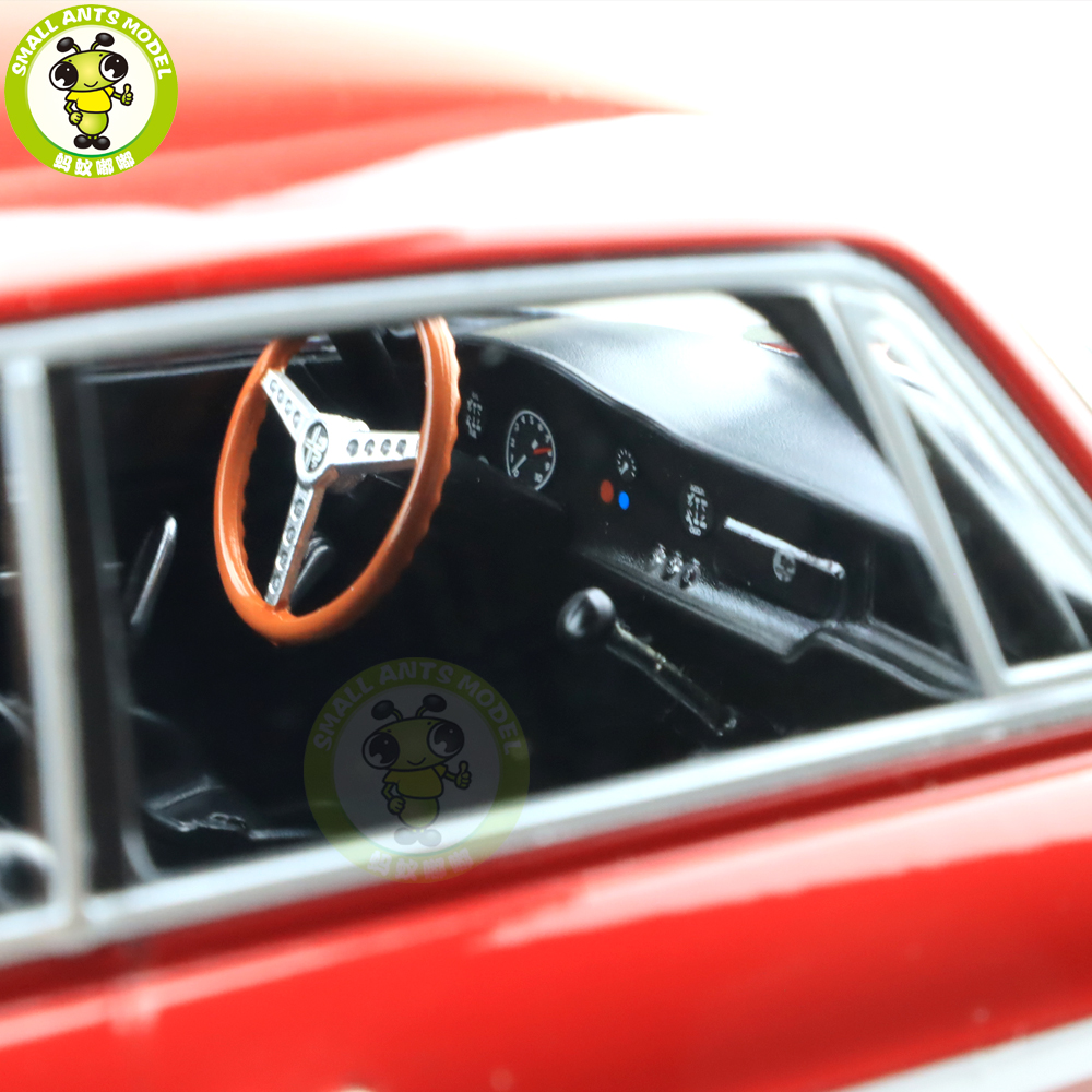 1/18 Minichamps ALFA ROMEO GTA 1300 JUNIRO 1971 Diecast Car