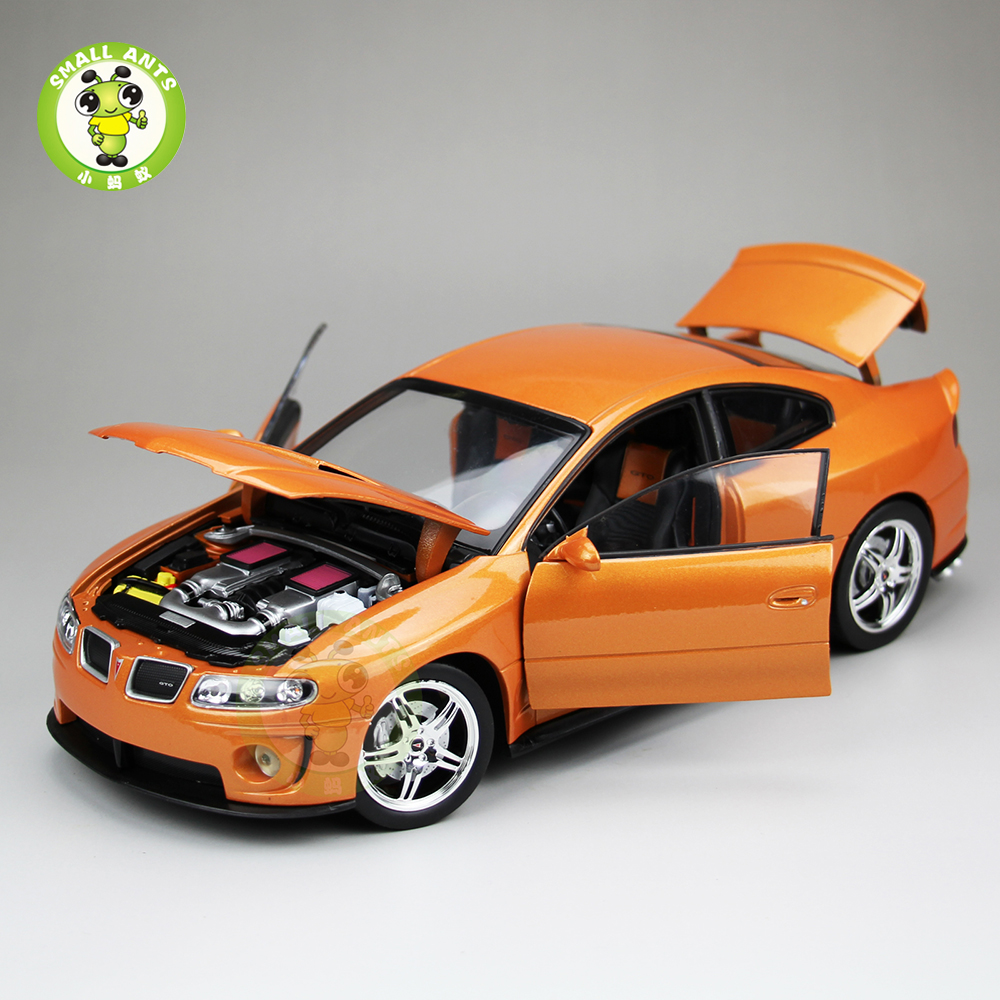 Welly Pontiac GTO Diecast Model Car Toy