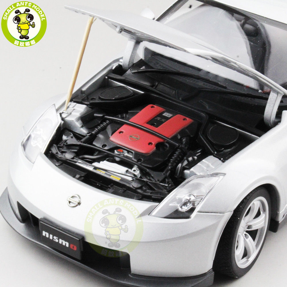 Nissan Fairlady Z NISMO 380RS Silver AUTOart 1/18 Model
