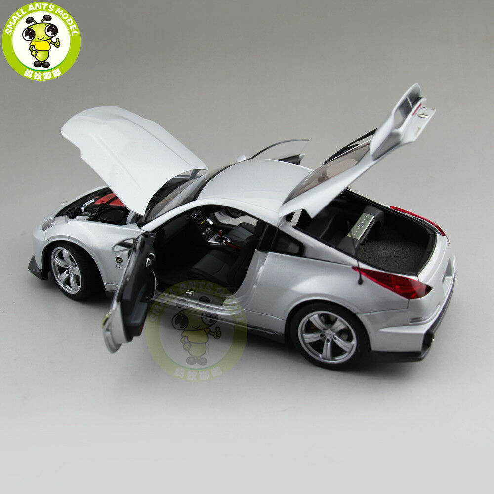 1/18 Autoart 77401 NISSAN Fairlady Z Version Nismo Type