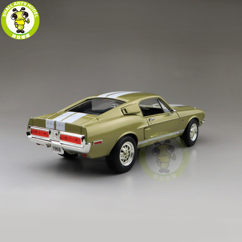 1/18 1968 Ford Shelby Mustang GT-500KR Road Signature Diecast