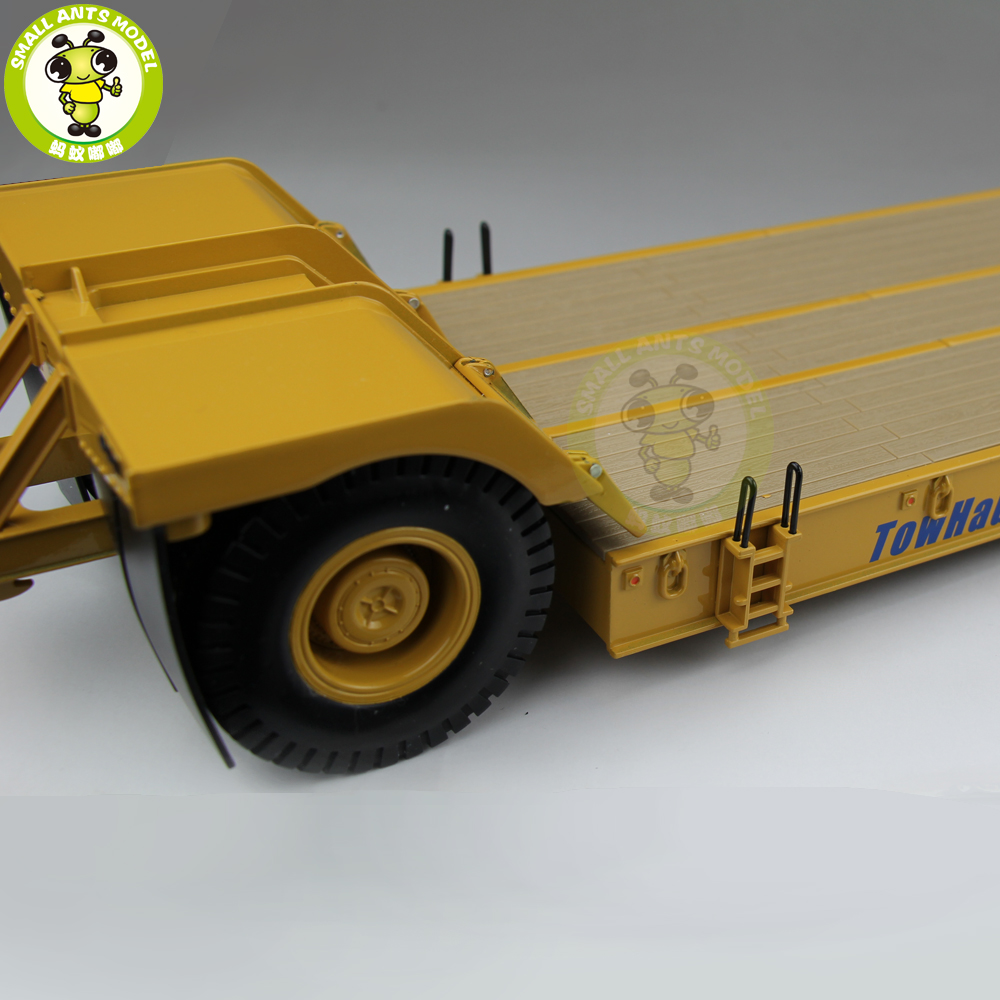 1/50 Caterpillar 784C Tractor With TOWHAUL CLASSIC LOWBOY 1/50 Caterpillar 784C Tractor With TOWHAUL CLASSIC LOWBOY