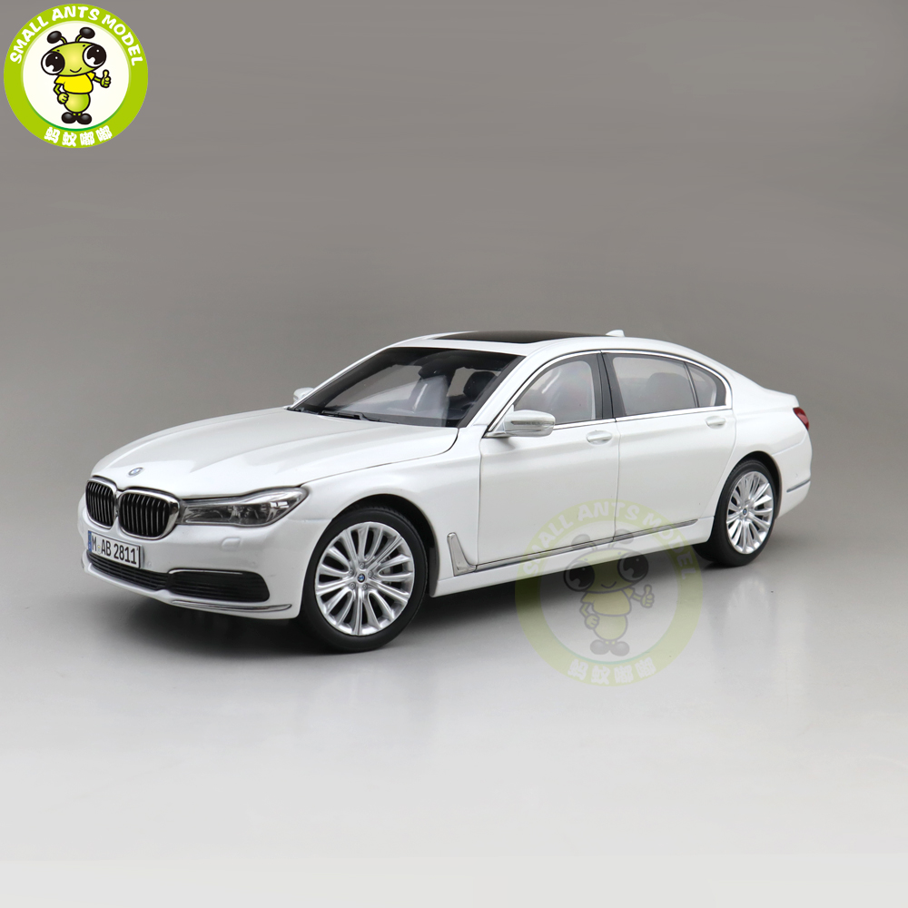 BMW特注　BMW　G12　750 Li　1/18　ミニカー　ホワイト 　全開閉 I-Scale 1/18 BMW 750LI ホワイト モデルカー - メルカリ
