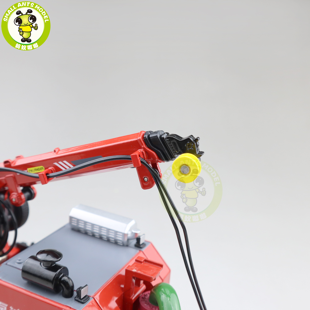 1/43 JIEDA ISUZU Fully Automatic Boost Pumper Fire Truck