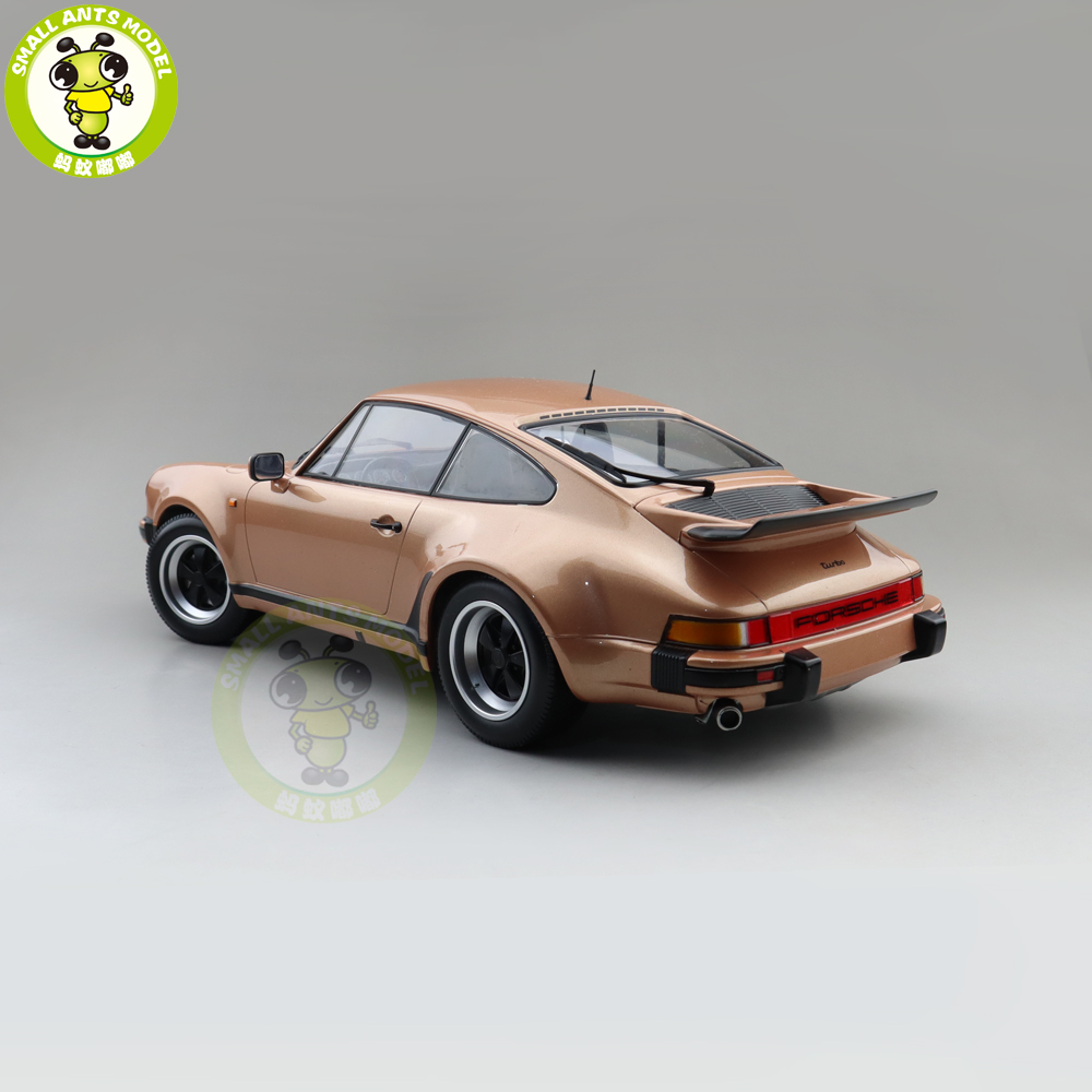 1/12 Minichamps 1977 Porsche 911 Turbo Diecast Model Car