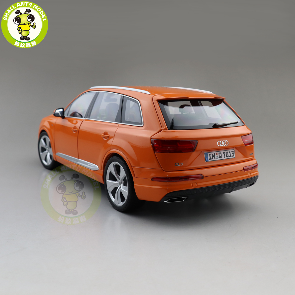 1:18 Almost Real Minichamps New Audi Q7 SUV 2015 BLUE color gift 