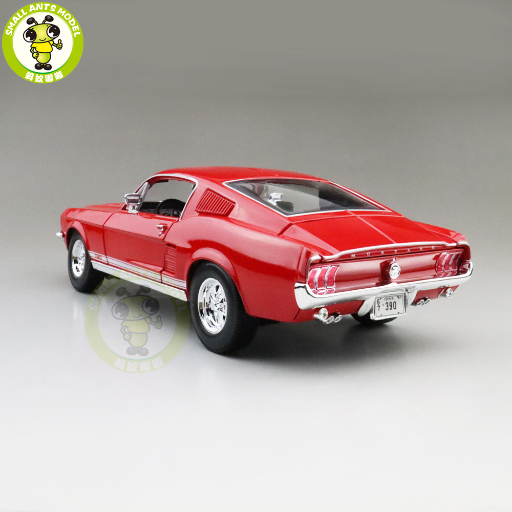 Maisto 1:18 Die Cast Vehicle 2-Pack, 1967 Mustang GTA Fastback and 2020  Shelby GT500