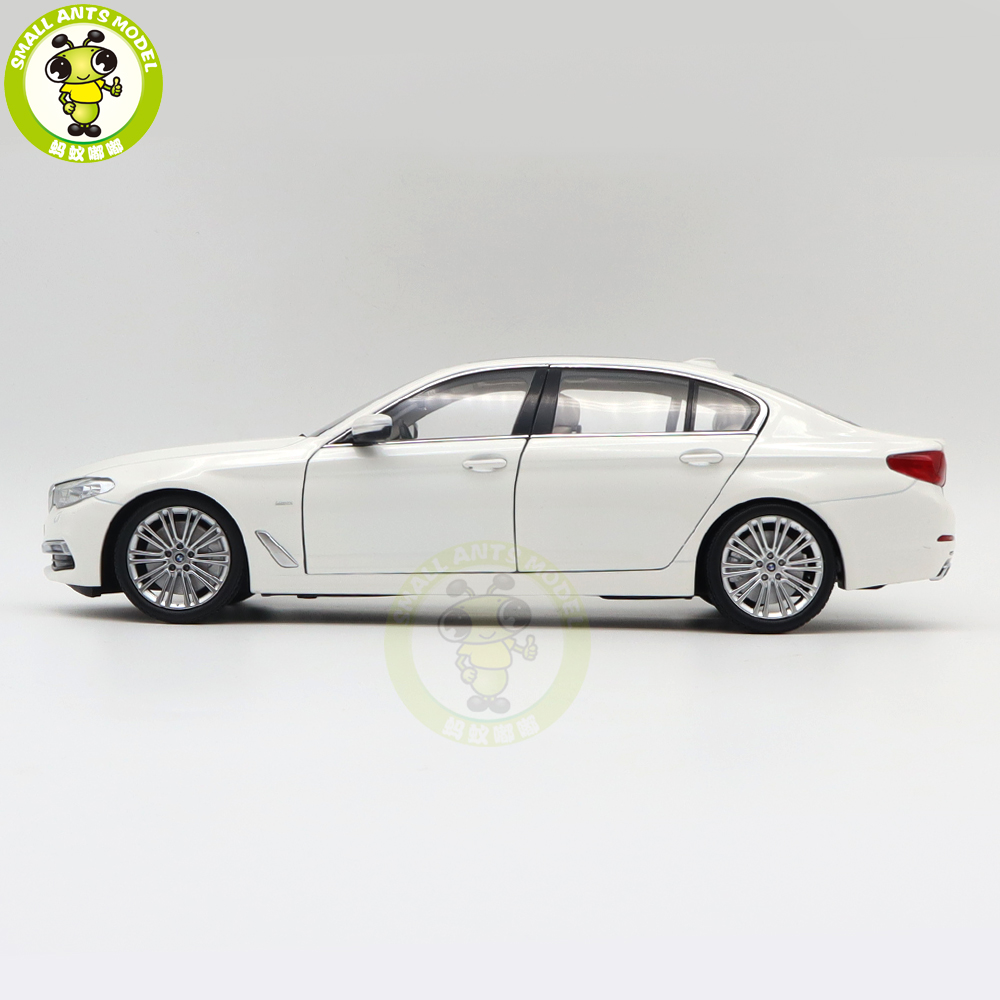 1/18 BMW 540Li 5er 5 Series G31 G38 Kyosho 08942 Diecast 1/18 BMW 540Li 5er 5 Series G31 G38 Kyosho 08942 Diecast