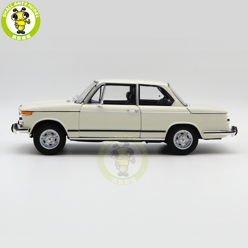 No164 ミニカー1/18MODELCAR GROUP BMW 2000 TI bmw5816037.jpg
