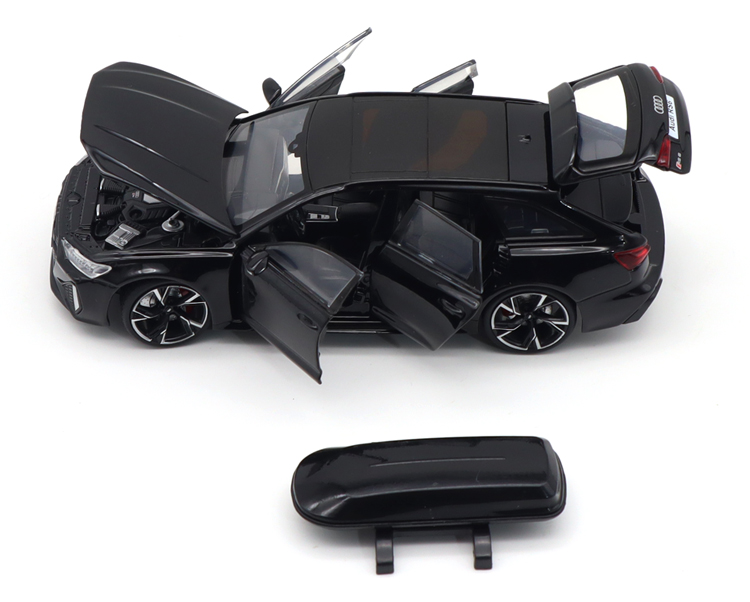 1/32 Audi RS6 Miniature Diecast Toy Car Model Sound & Light Doors