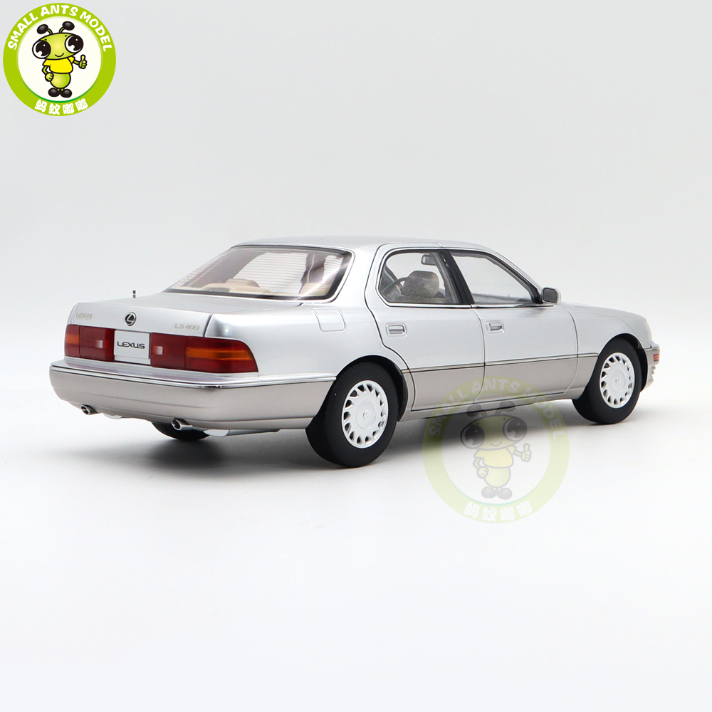 1:18 Scale Lexus LS400 1989 Road Tough Collection Die Cast