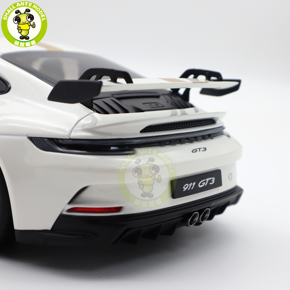 Amazon | △入手困難！白！NOREV 1/18 ミニカー Porsche 911 992