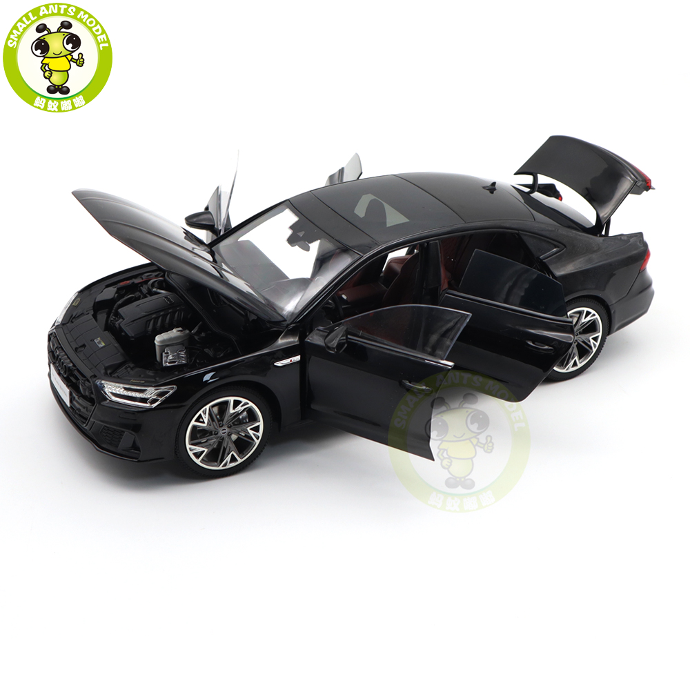 Amazon.co.jp: △全開閉！AUDI特注品！1/18 アウディ AUDI A7