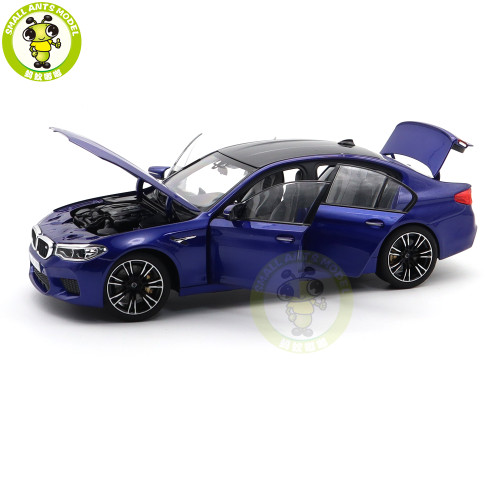 BMW M5 F90 2018 1:18 Norev Dealer - Diecast Model Garage