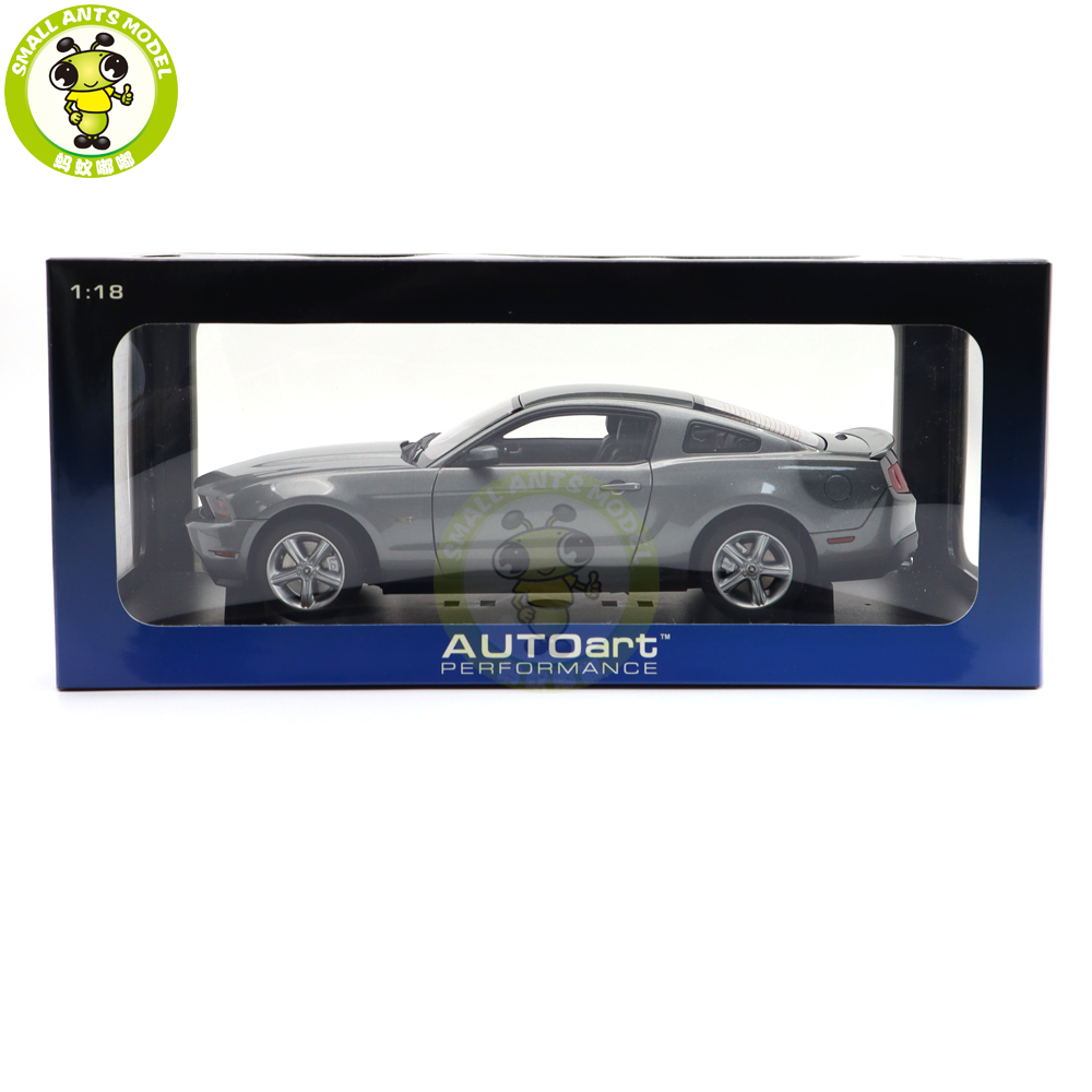 1/18 Ford Mustang GT 2010 Autoart 72911 Sterling Grey