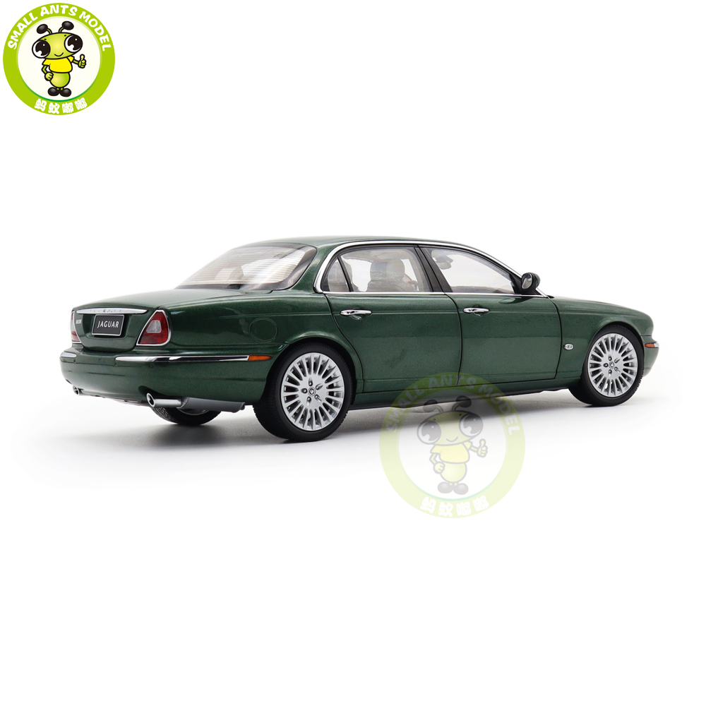 1/18 Almost Real Jaguar XJ6 X350 Green 緑 Almost Real Jaguar XJ6 (X350) Ebony Black 1/18 Diecast Car