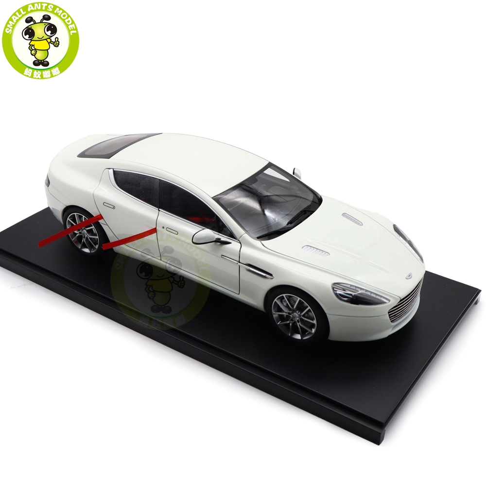 AUTOart アストンマーチン Rapide S ホワイト 1:18 1/18 AutoArt Aston Martin Rapide S from 2015 in White 70256