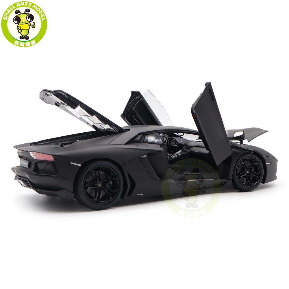 1/18 Lamborghini Aventador LP700-4 LP700 Welly FX Diecast