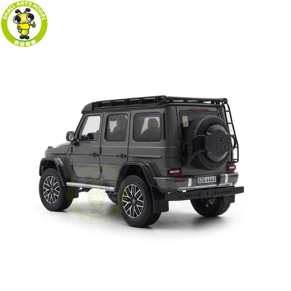 Modèle Réduit 1/18 Mercedes AMG G63 4×42 - Gris, Moulé Sous Pression, Détaillé, Jouet Collection