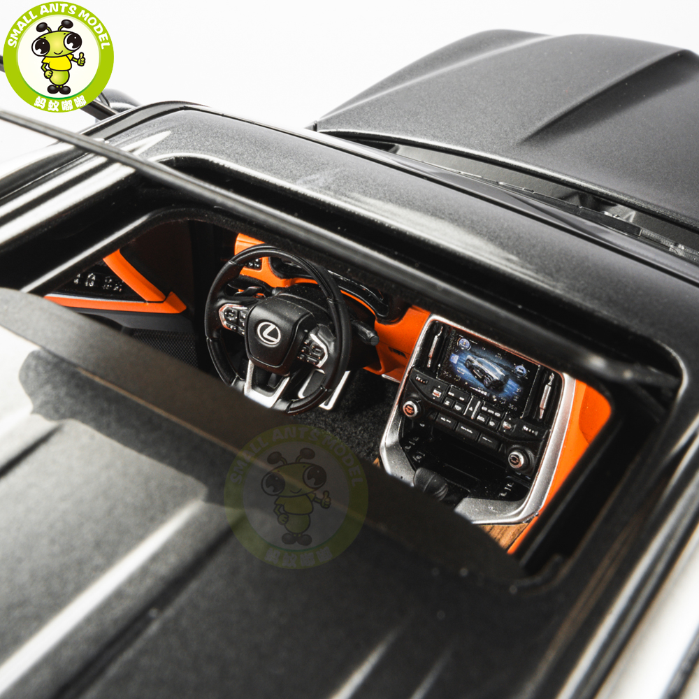 Modèle Réduit Lexus LX600 – Auto Wayfeng WF – 1/24 En Métal Moulé (neuf)