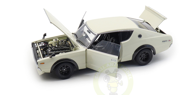 1/18 Nissan Skyline 2000GT-R KPGC110 Tuned Version White 1/18 Nissan Skyline 2000GT-R KPGC110 Tuned Version White