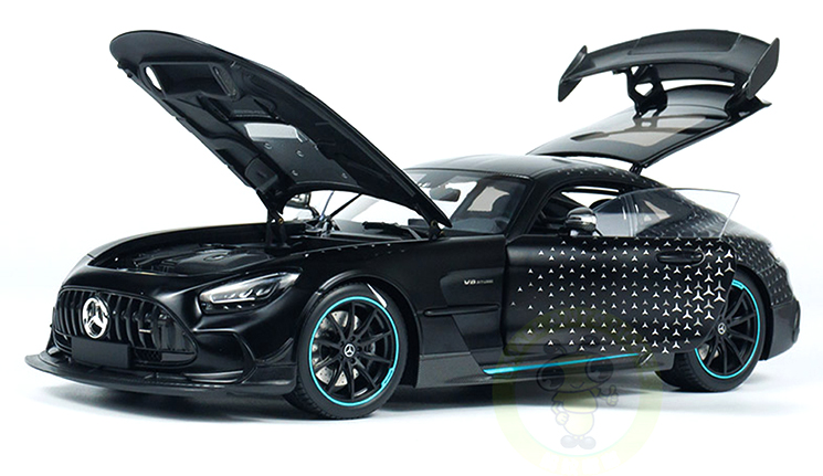 1/18 Minichamps Mercedes-AMG GT Black Series 2021 Diecast 1/18 Minichamps Mercedes-AMG GT Black Series 2021 Diecast