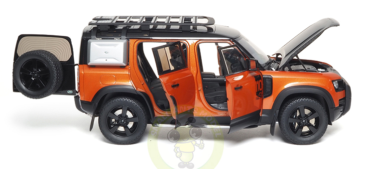 1/18 Land Rover Defender 110 2020 Almost Real 810813 Diecast Model