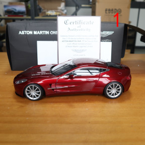 Defective 1/18 AUTOart 70245 ASTON MARTIN ONE 77 Diecast Model Car