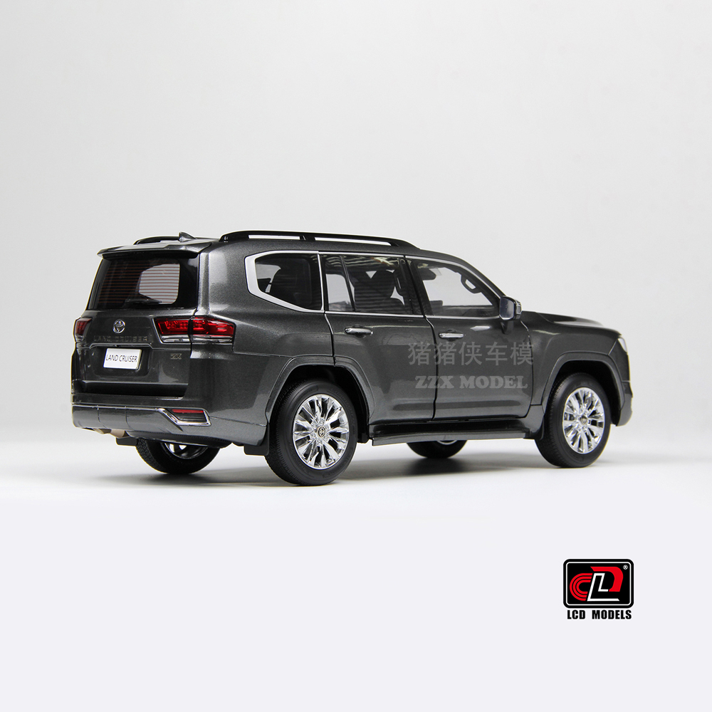 【送料込み】 ドウシシャ TOYOTA LANDCRUISER 1/18 Over Size 1/18 Toyota Land Cruiser LC300 ZX Alloy Car Model
