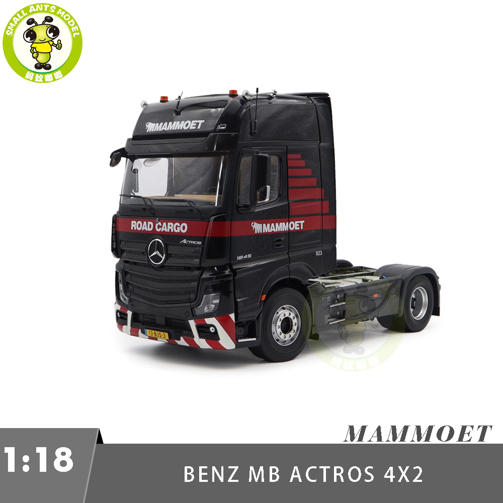 EBBRO MERCEDES-BENZ L911 BOX TRUCK