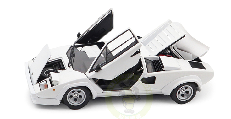 1/18 Lamborghini Countach LP 400S KYOSHO KS08320WFL White Diecast