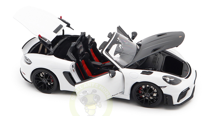 1/18 Porsche 718 Spyder RS 2023 Weissach Pack Norev 187274 White